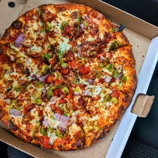 Bihari Chicken Pizza