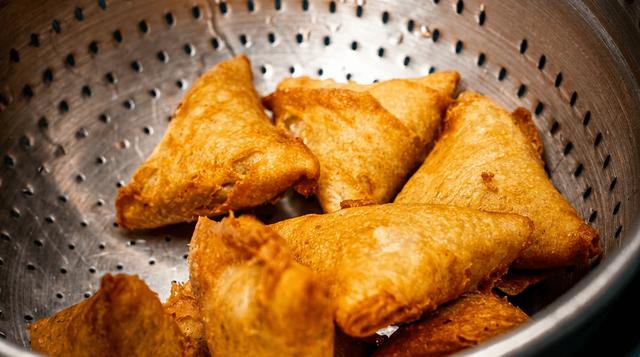 Onion Samosa 2pc.